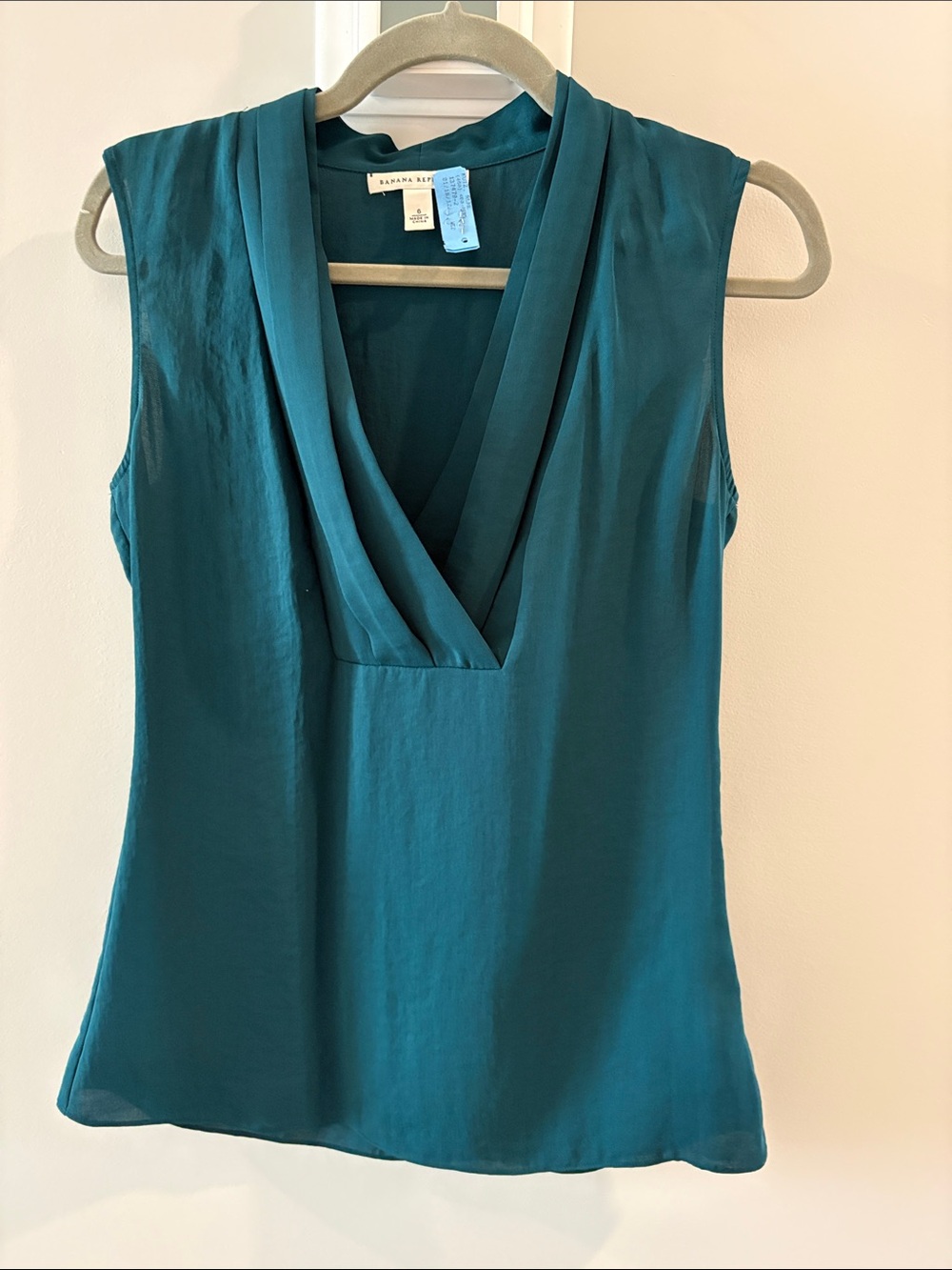 Banana Republic Dark Green Draped V-Neck Sleeveless Tank